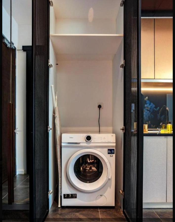 Scarletz Suites Klcc By Gc Luxury Suites كوالالمبور المظهر الخارجي الصورة