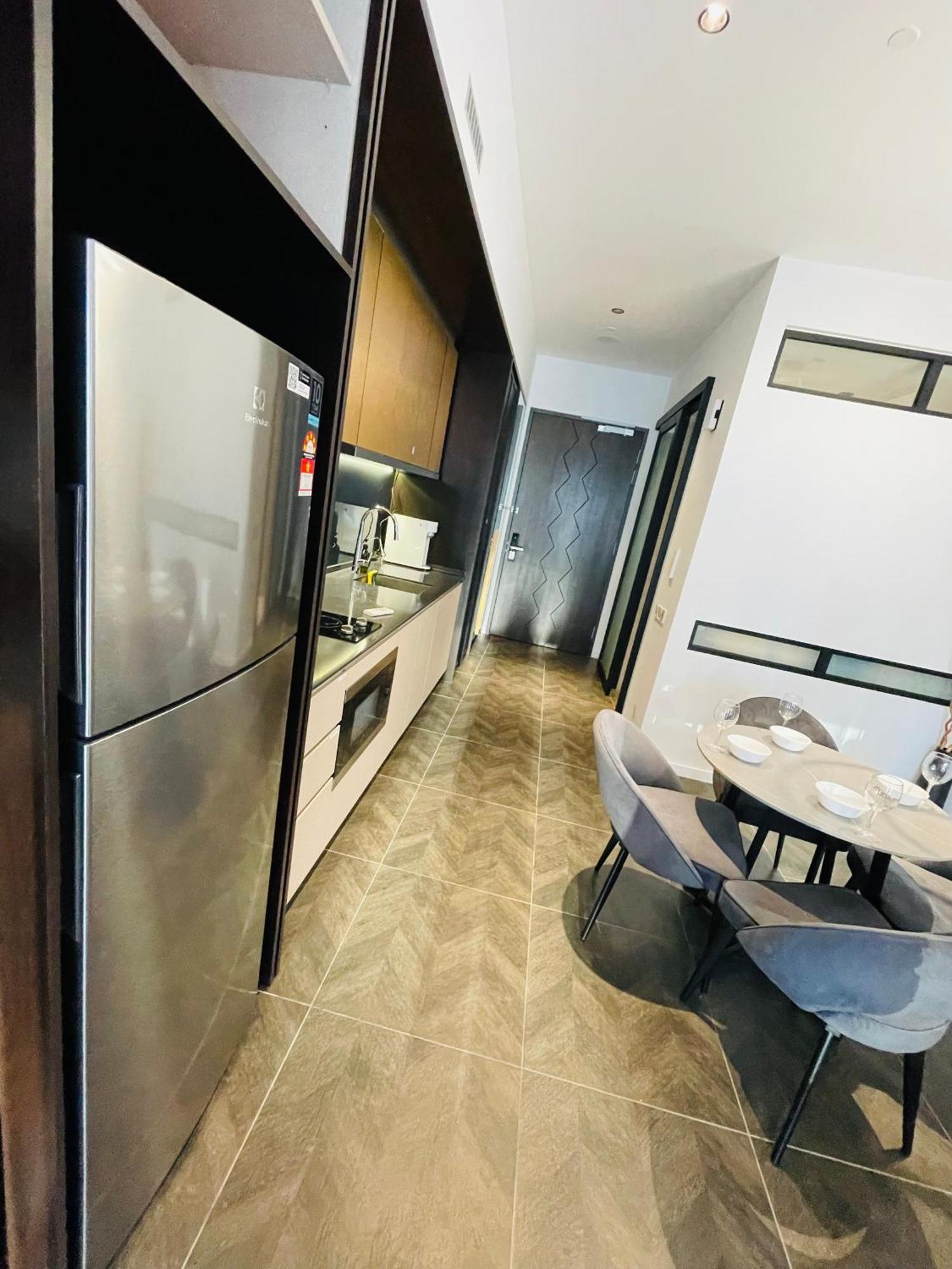 Scarletz Suites Klcc By Gc Luxury Suites كوالالمبور المظهر الخارجي الصورة