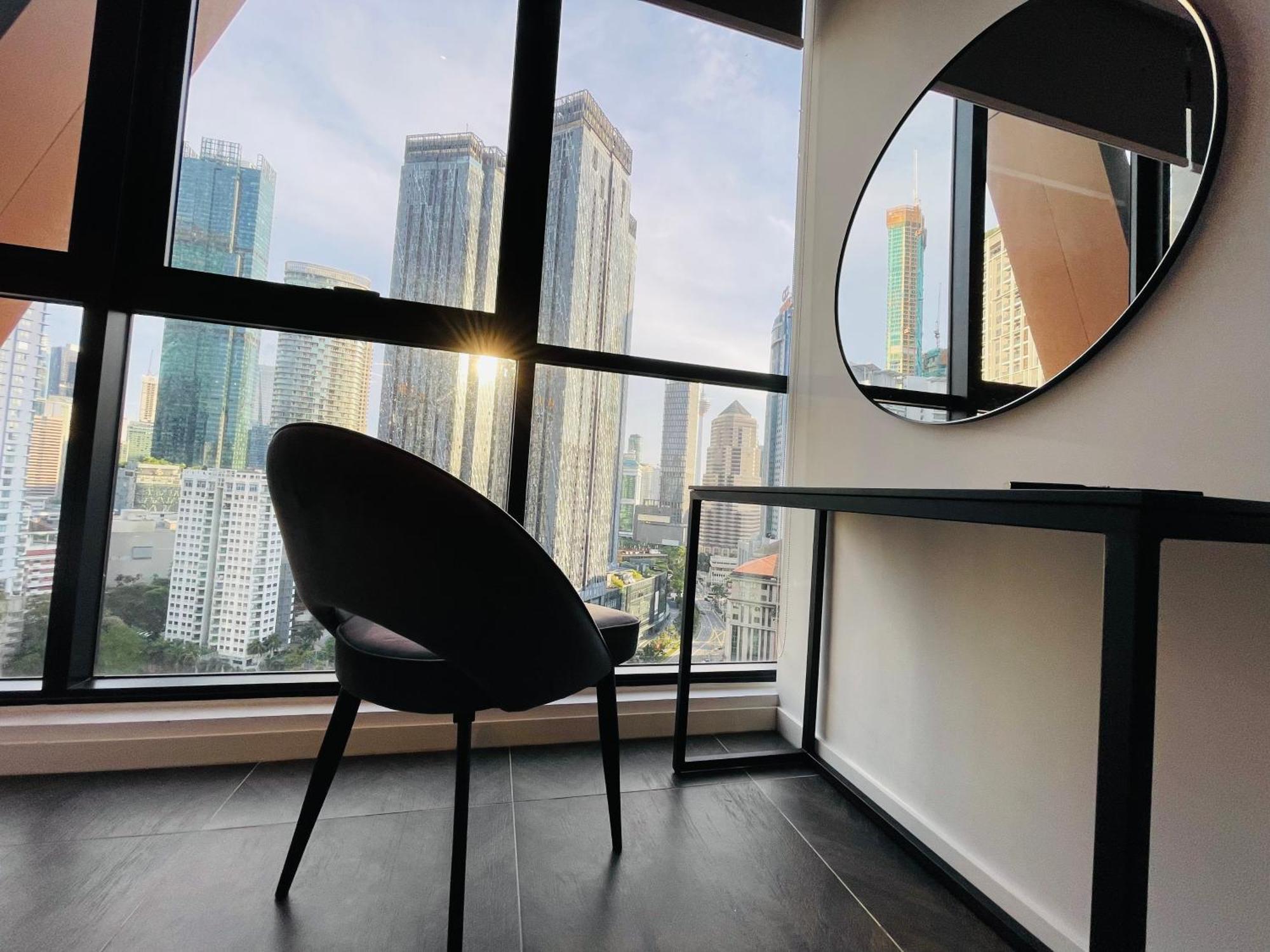 Scarletz Suites Klcc By Gc Luxury Suites كوالالمبور المظهر الخارجي الصورة