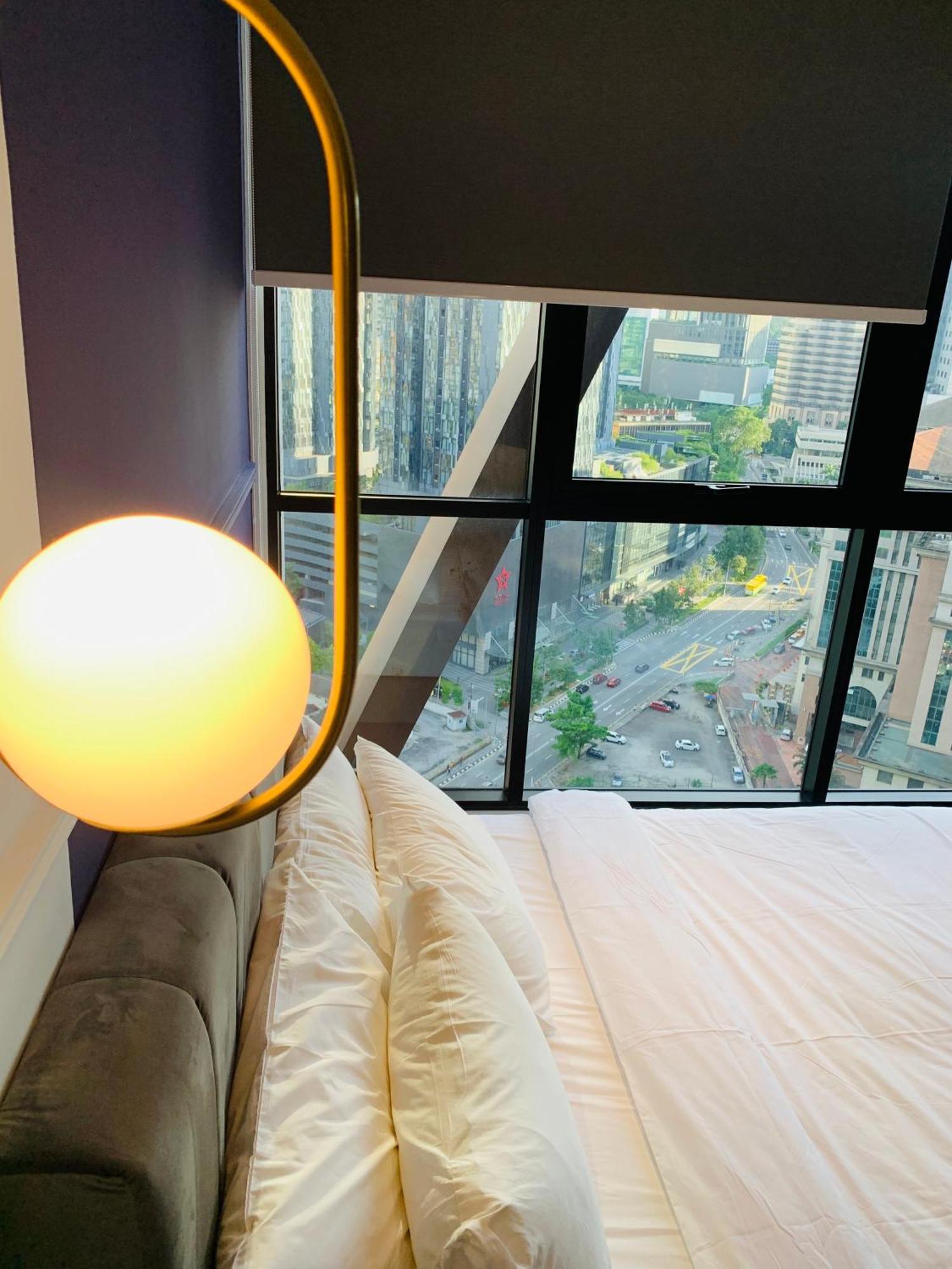 Scarletz Suites Klcc By Gc Luxury Suites كوالالمبور المظهر الخارجي الصورة