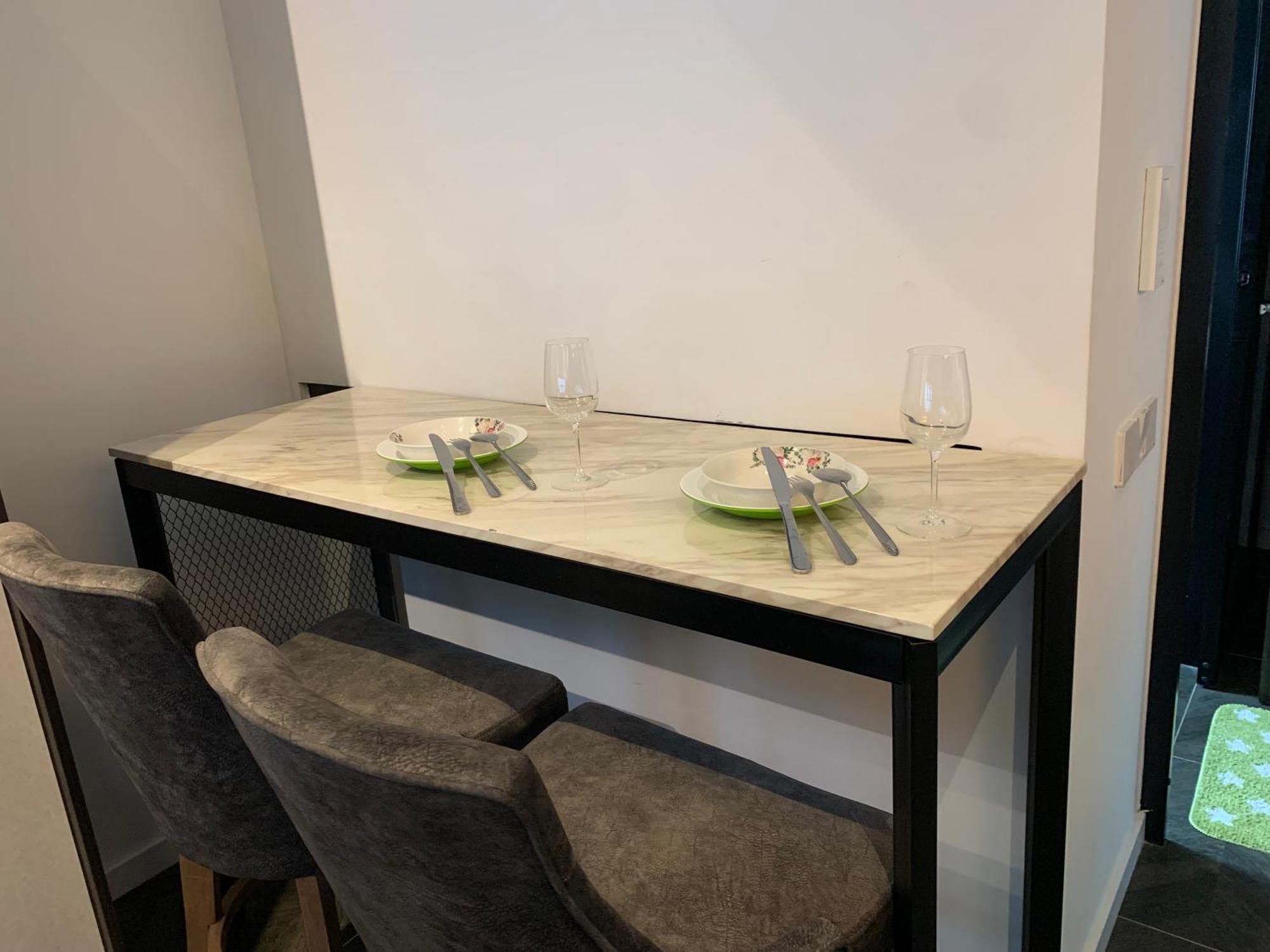 Scarletz Suites Klcc By Gc Luxury Suites كوالالمبور المظهر الخارجي الصورة