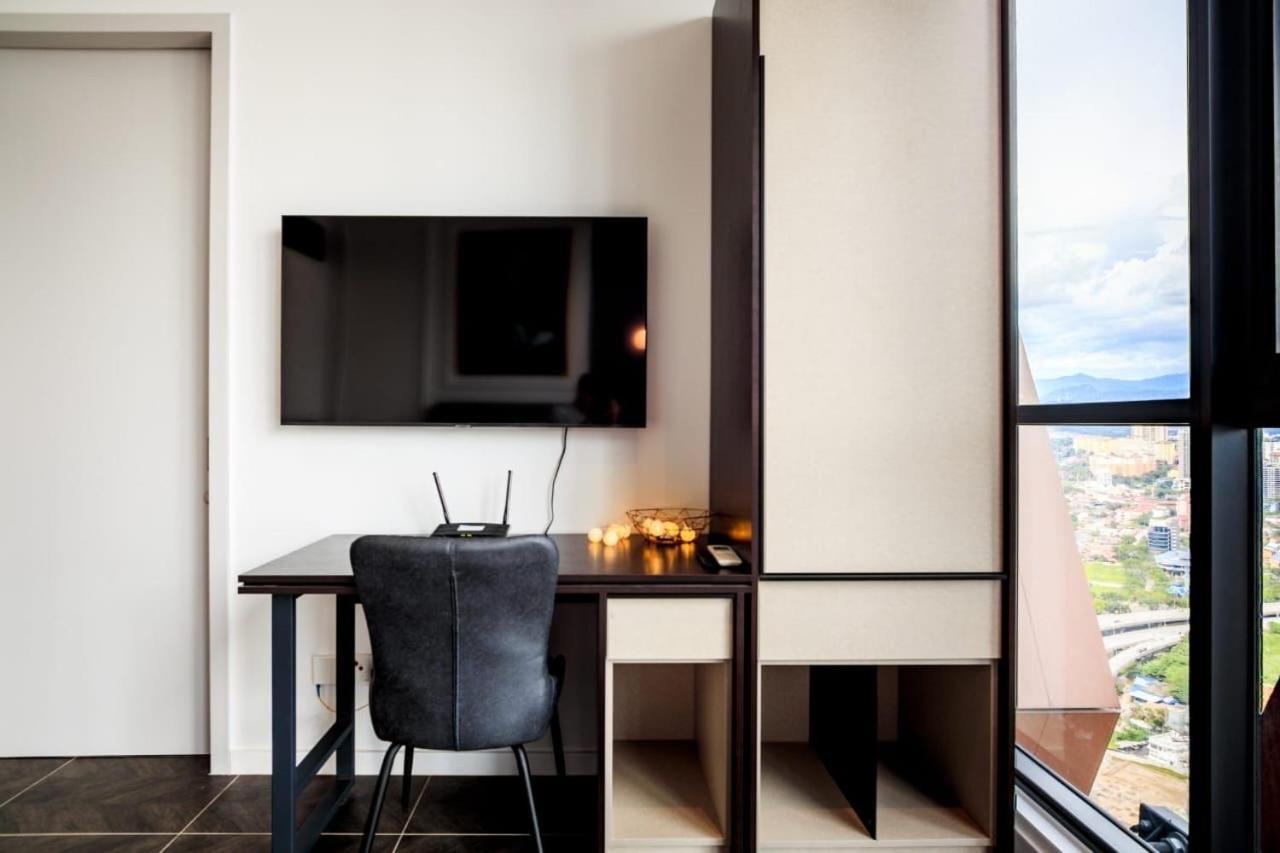 Scarletz Suites Klcc By Gc Luxury Suites كوالالمبور المظهر الخارجي الصورة